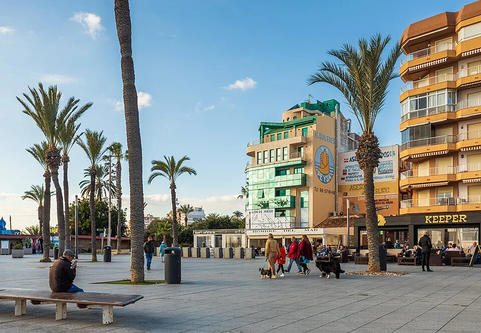 Paseo Marítimo Juan Aparicio in Torrevieja